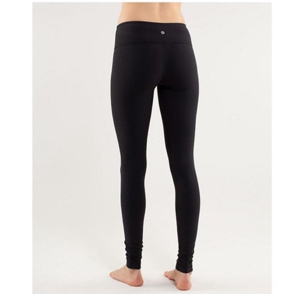 lululemon athletica Pants - Lululemon black wunder under tights size 4 pants